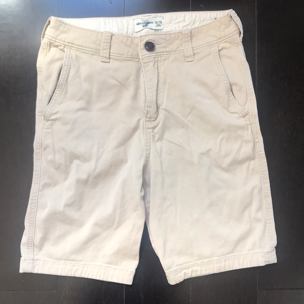 Khakis shorts